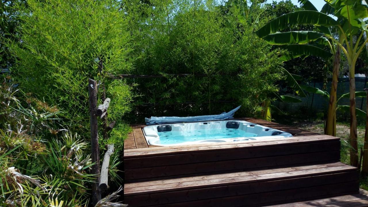 I Fichi Bianchi Bed & Breakfast Cutrofiano Dış mekan fotoğraf